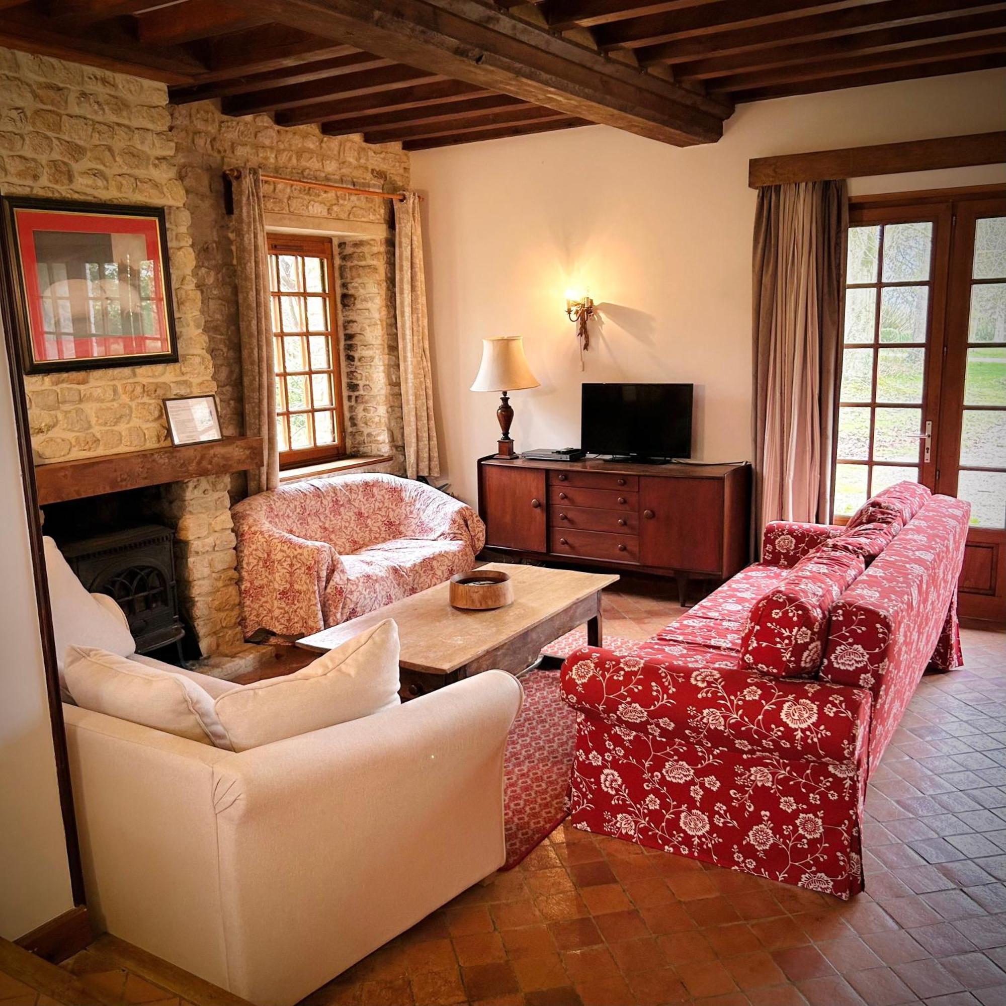 Chateau De Monfréville Esterno foto